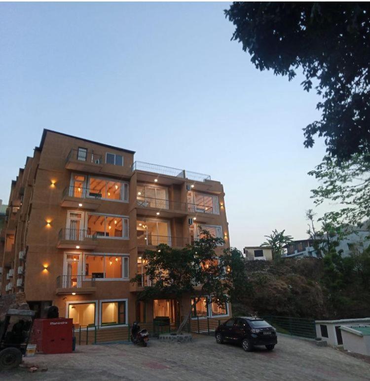 רישיקש Ekawa Ganga By Lawrence Hotels מראה חיצוני תמונה