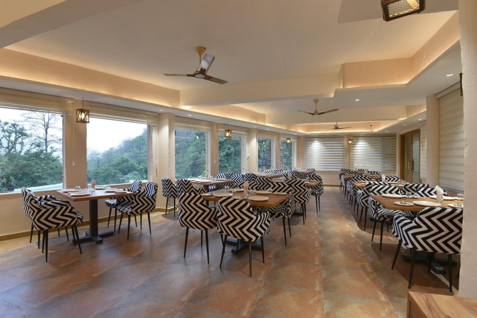 רישיקש Ekawa Ganga By Lawrence Hotels מראה חיצוני תמונה